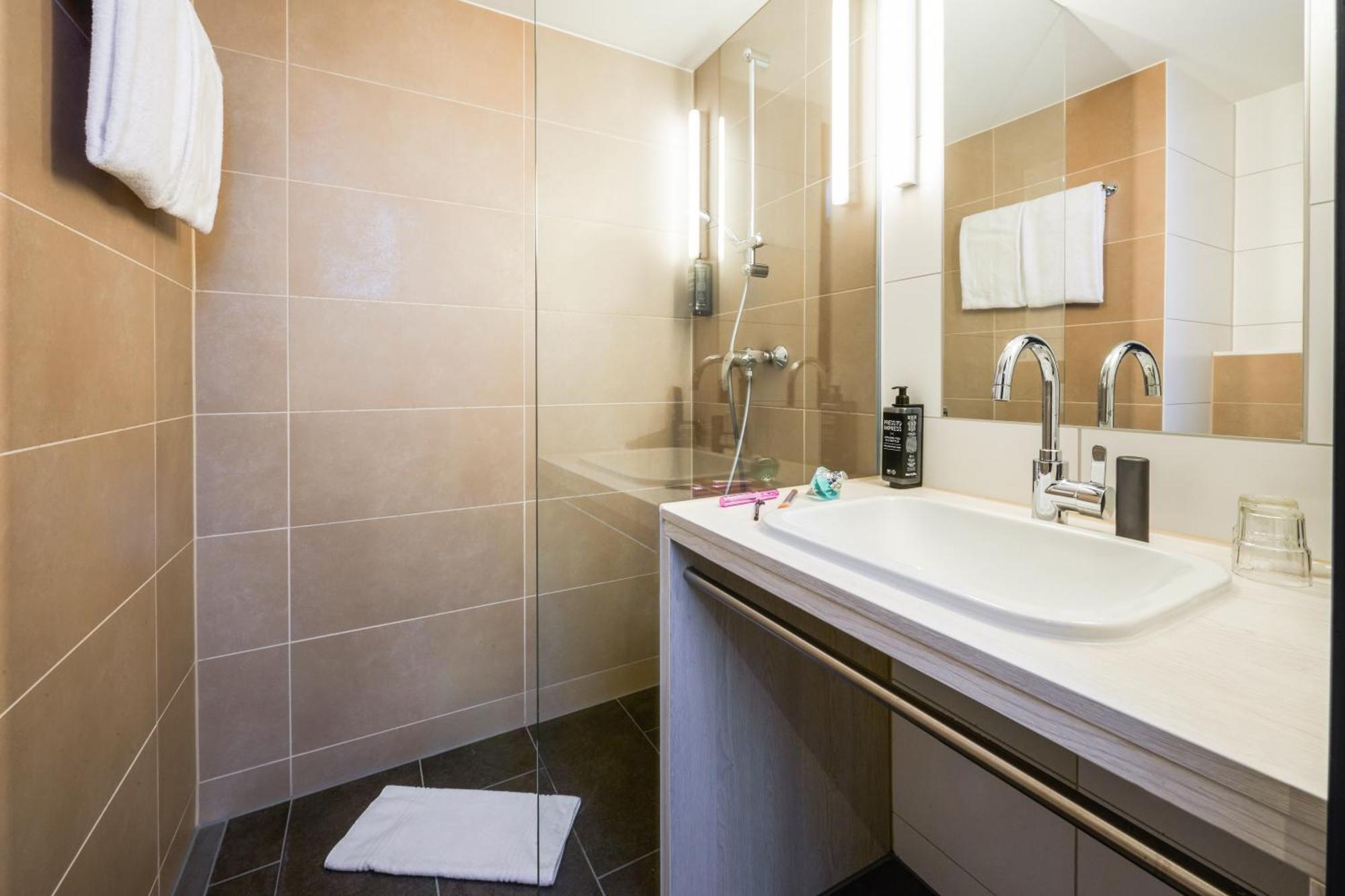Hotel Ibis Styles Singen Extérieur photo