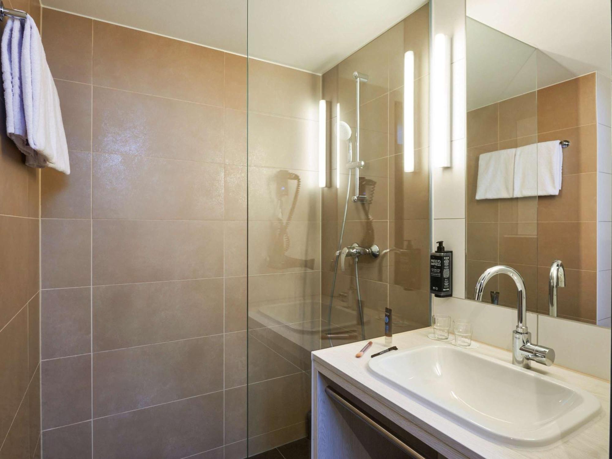 Hotel Ibis Styles Singen Extérieur photo